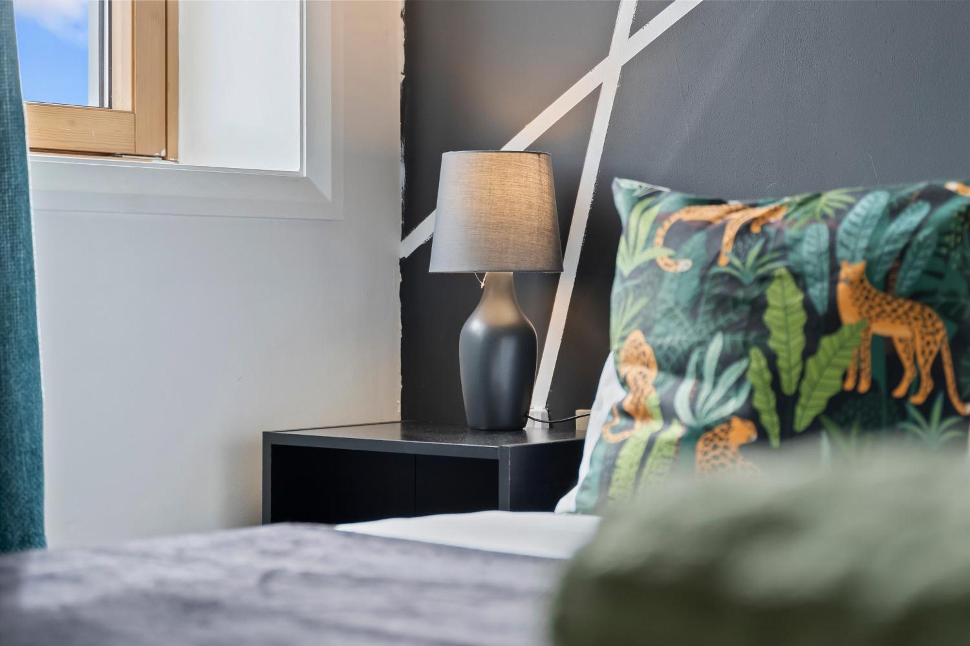 Stunning Views L Last-minute Escape L Free Parking L Sleeps 6 L By Zen Nights Short Lets & Serviced * Leicester